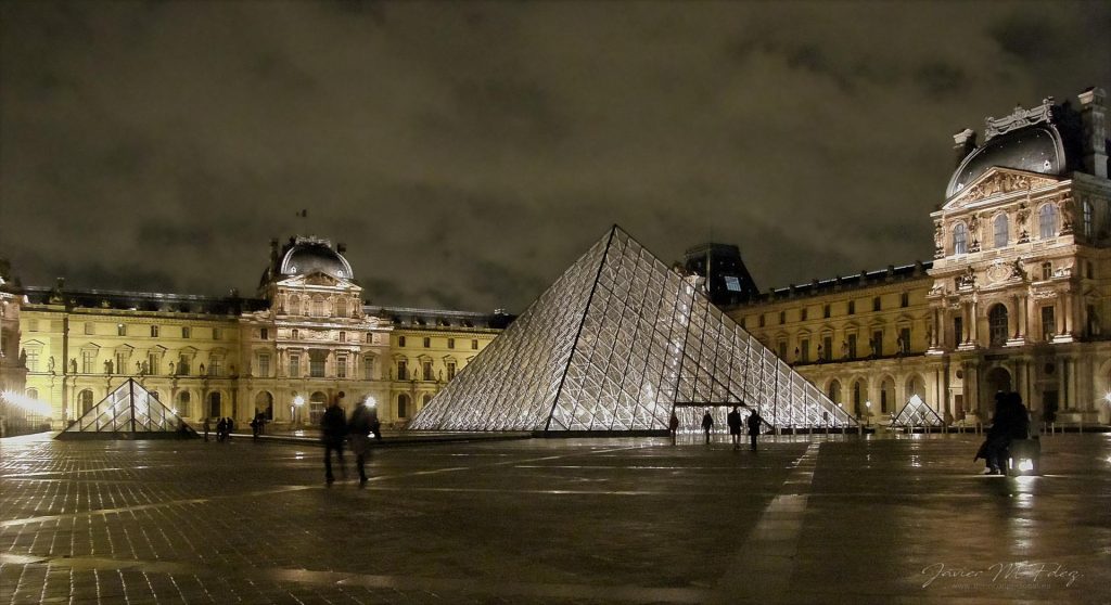 Grand Louvre