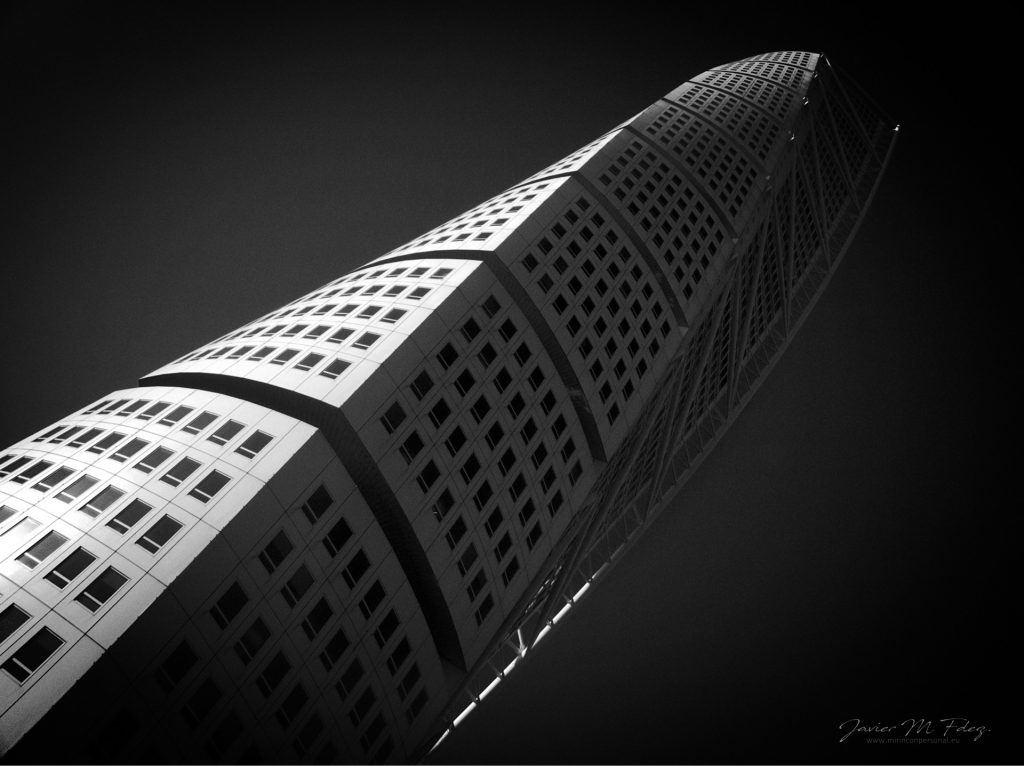 Turning Torso, Santiago Calatrava, Arquitectura neofuturista